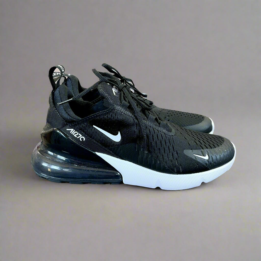 Nike black Air Max 270 shoes, size 8.5, LIKE NEW!