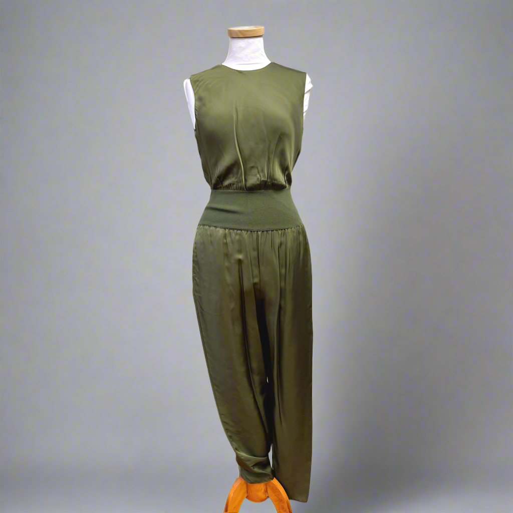 Theory olive jumpsuit, size P