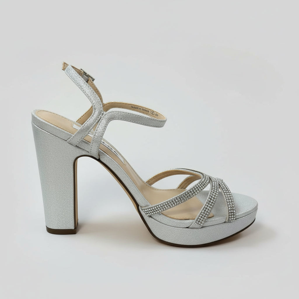 Nina silver Saralyn shoes, size 6.5, NEW IN BOX!