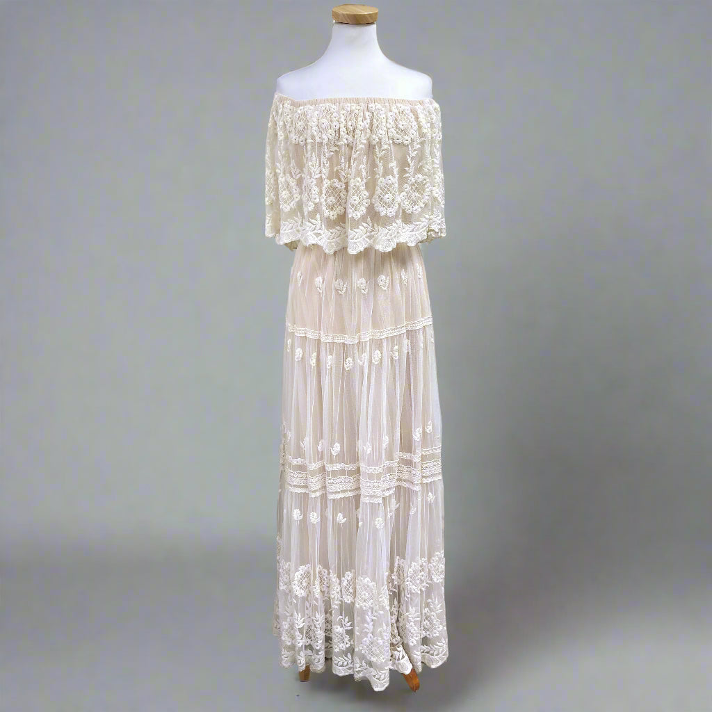 Vici ivory lace dress, size M