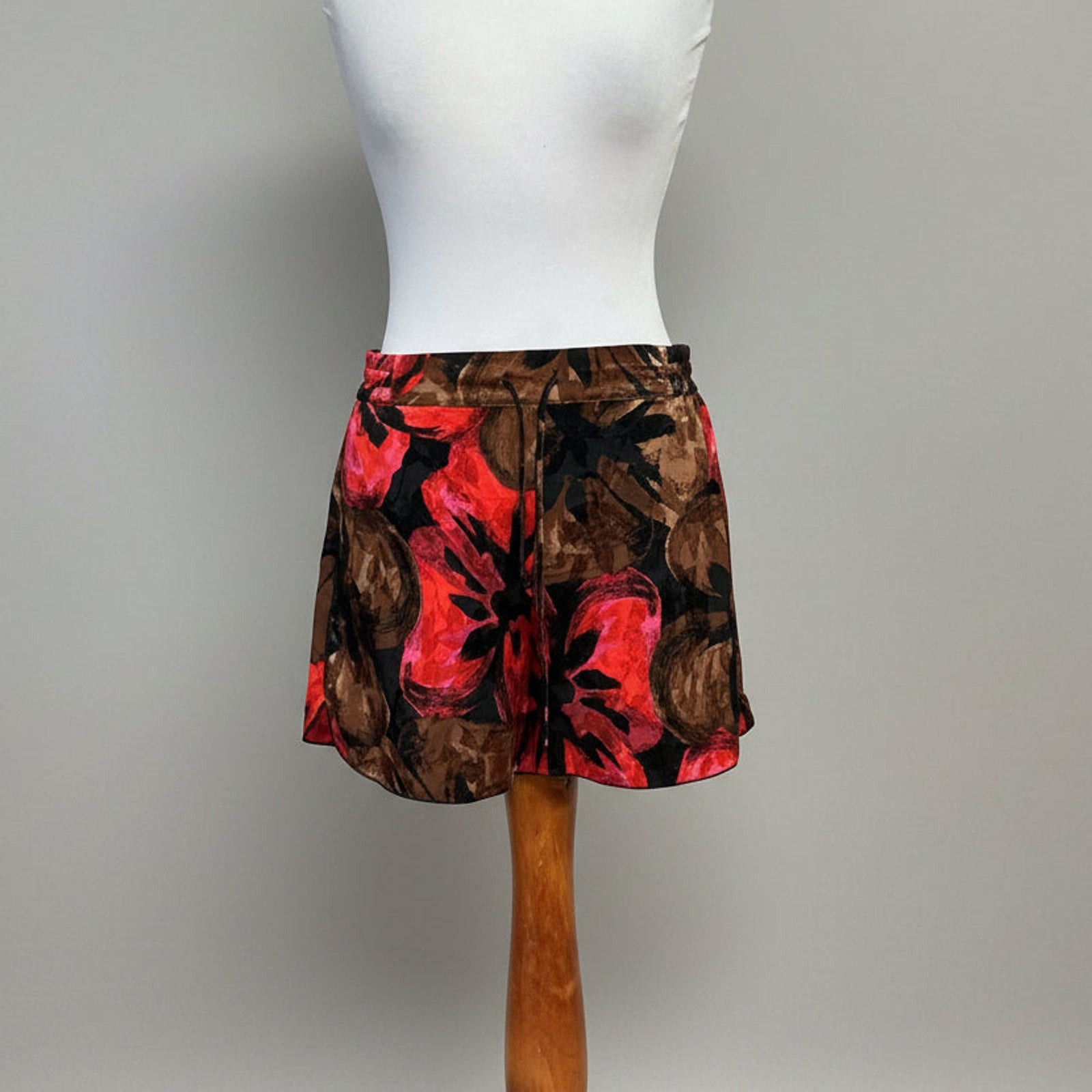 Stine Goya red, brown, and black floral shorts & jacket, size M, LIKE NEW!