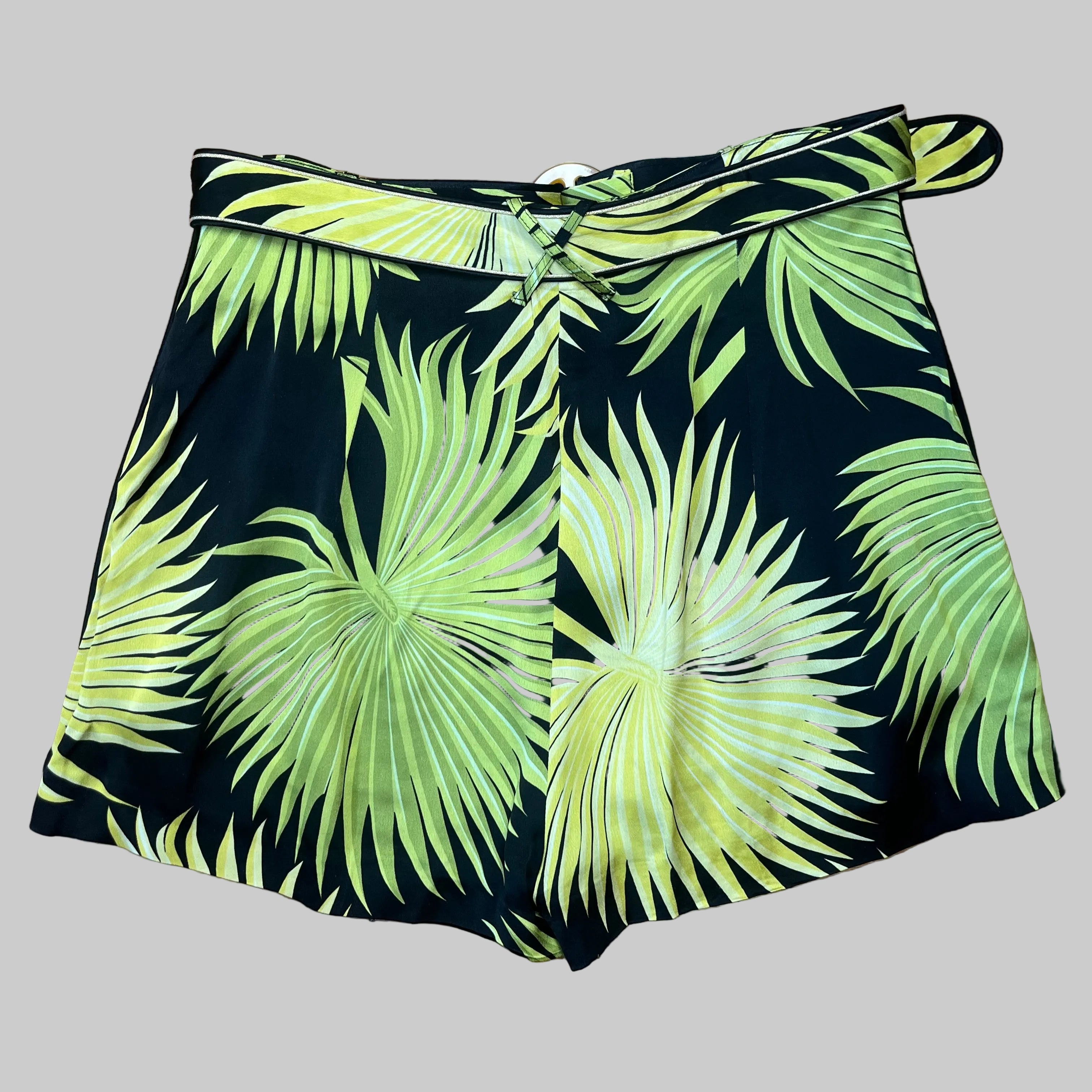 De La Vali black, green, and yellow tropical Kid shorts set, size 10/12, LIKE NEW!
