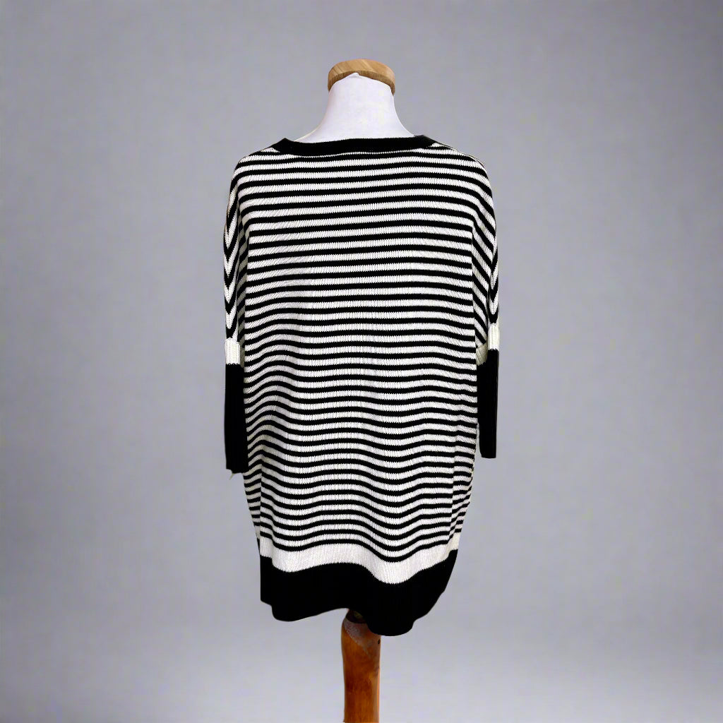 Cabi black and white Brunch Pullover sweater, size S, NEW WITH TAGS!