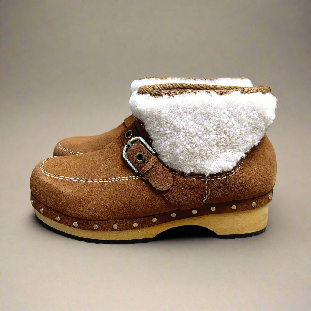 Free People clog boots, size 8.5, BRAND NEW!