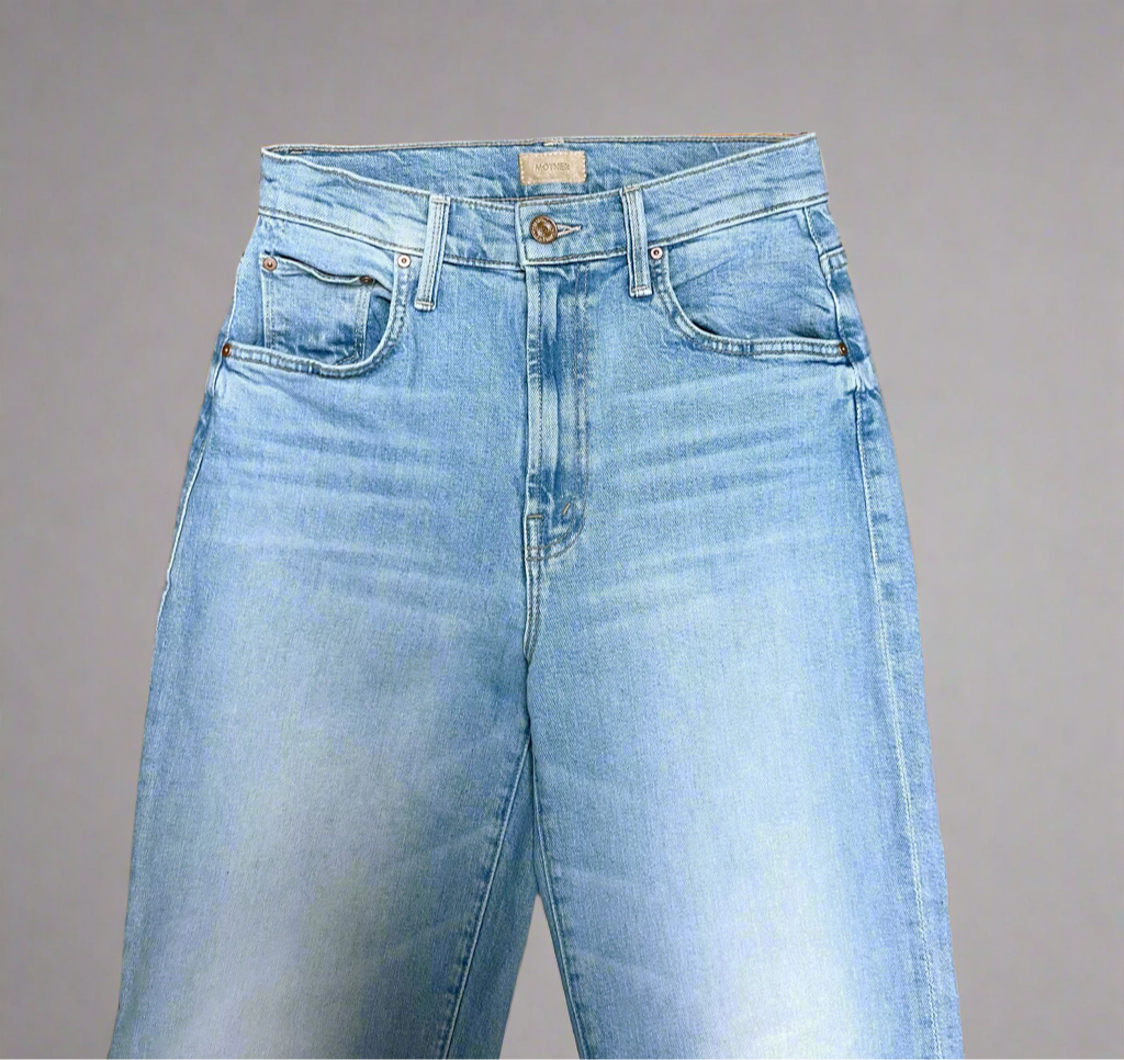Mother faded Rambler Zip Flood jeans in Cherie Cherie, size 25