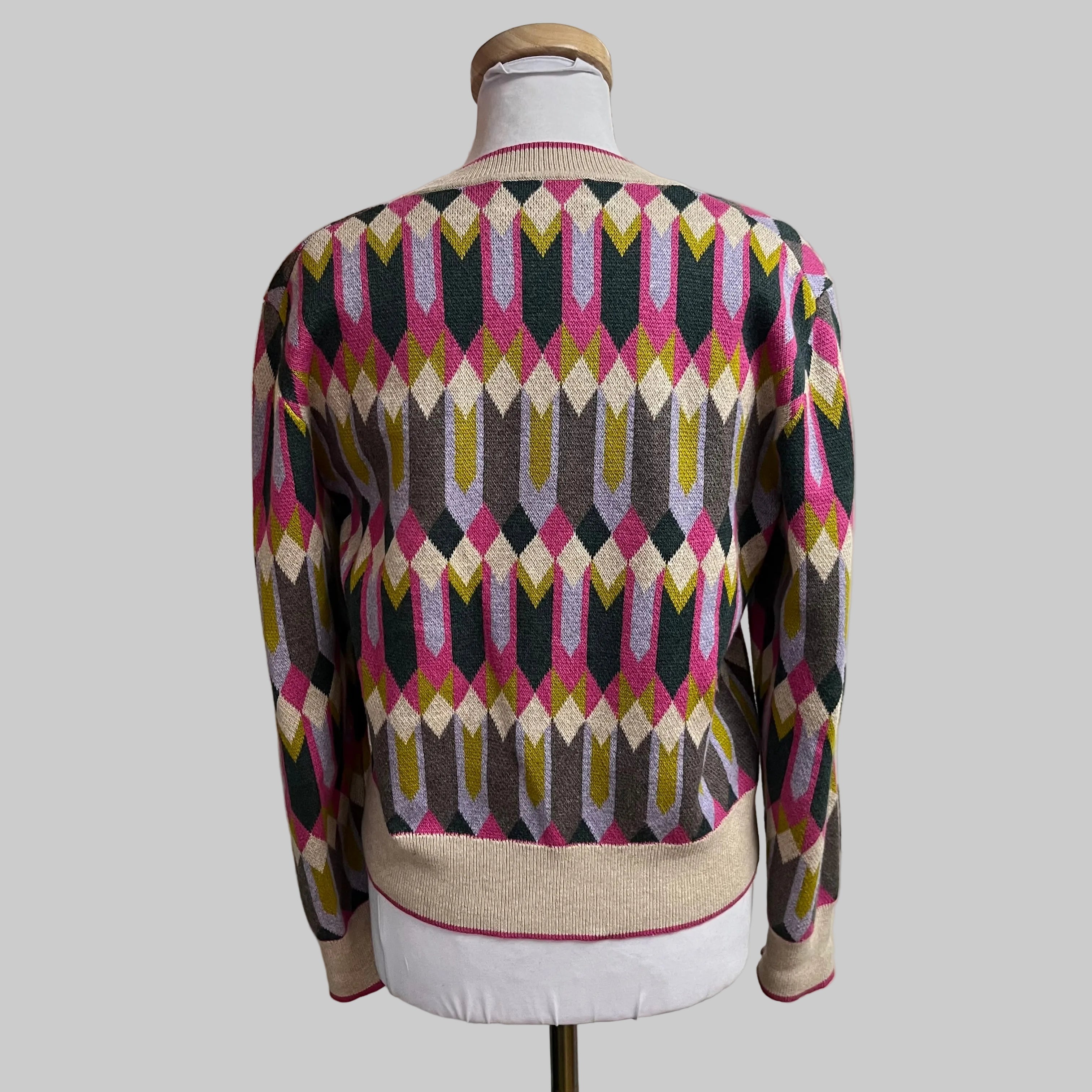 Kilte pink and lavender Clementine Geo sweater, Size M