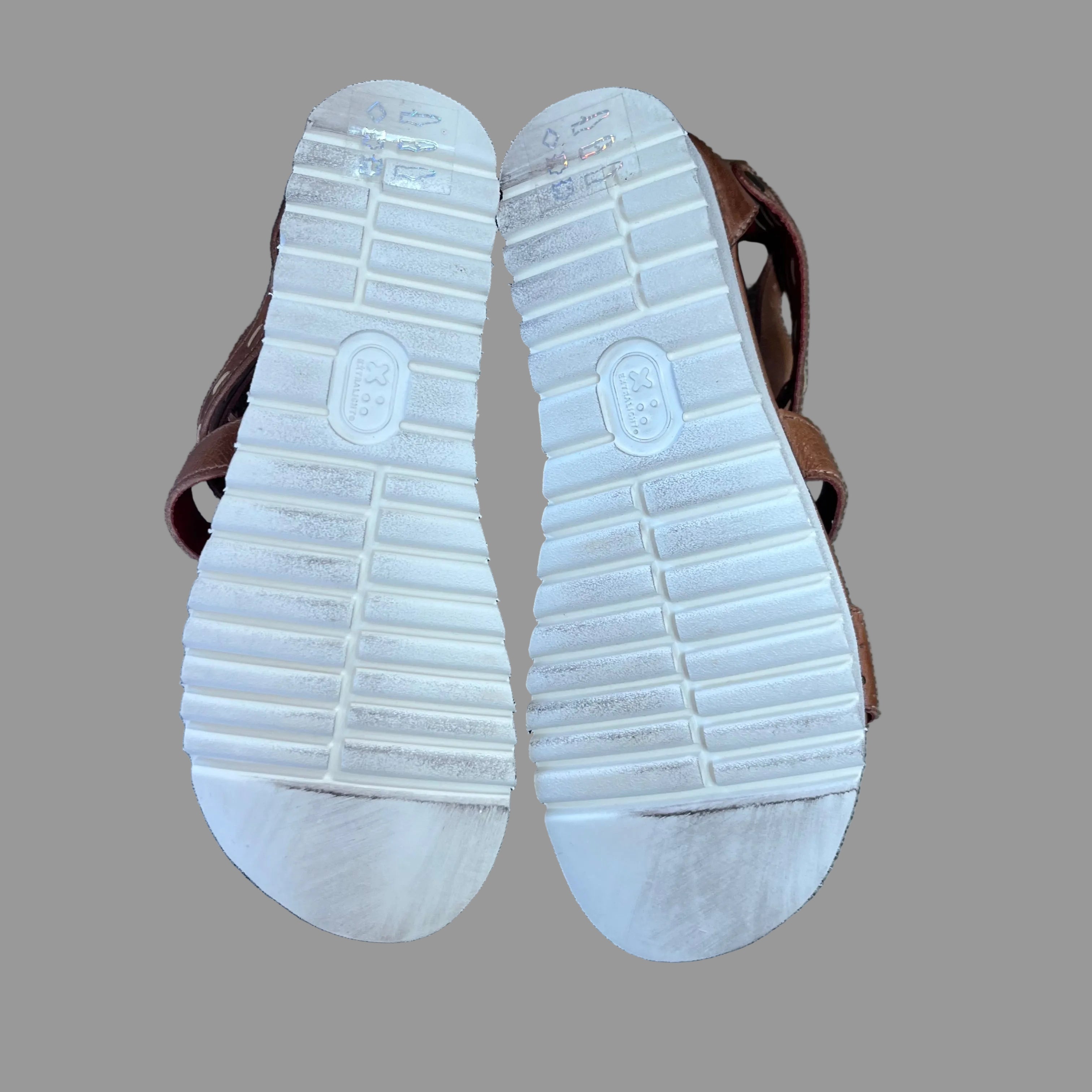 Bedstu brown leather Artemia sandals, size 8, NEW IN BOX!