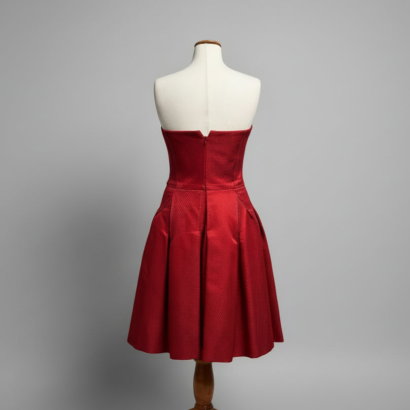 Carolina Herrera red dress, size 8, LIKE NEW!