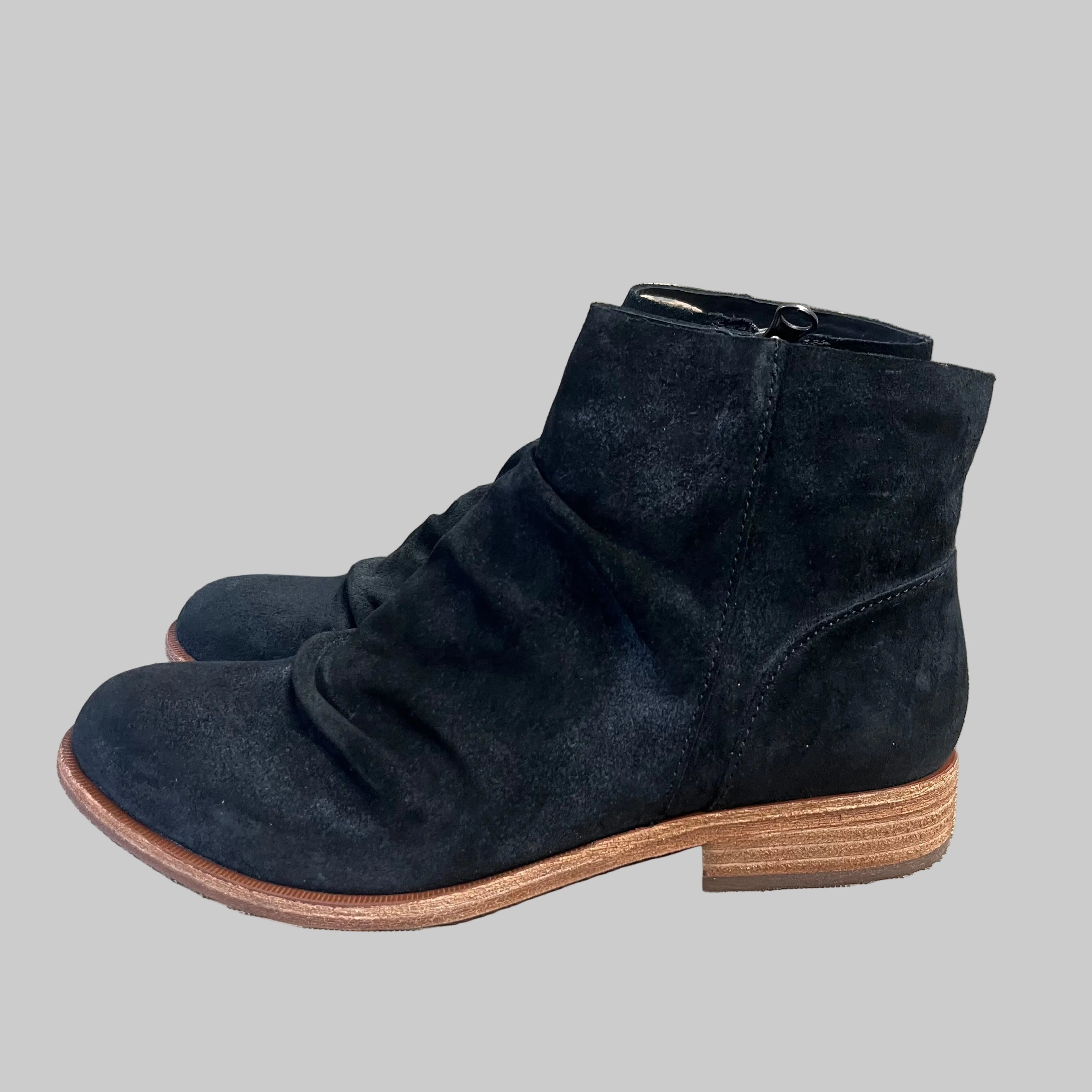 Kork-Ease black suede Giba boots, size 8, BRAND NEW!