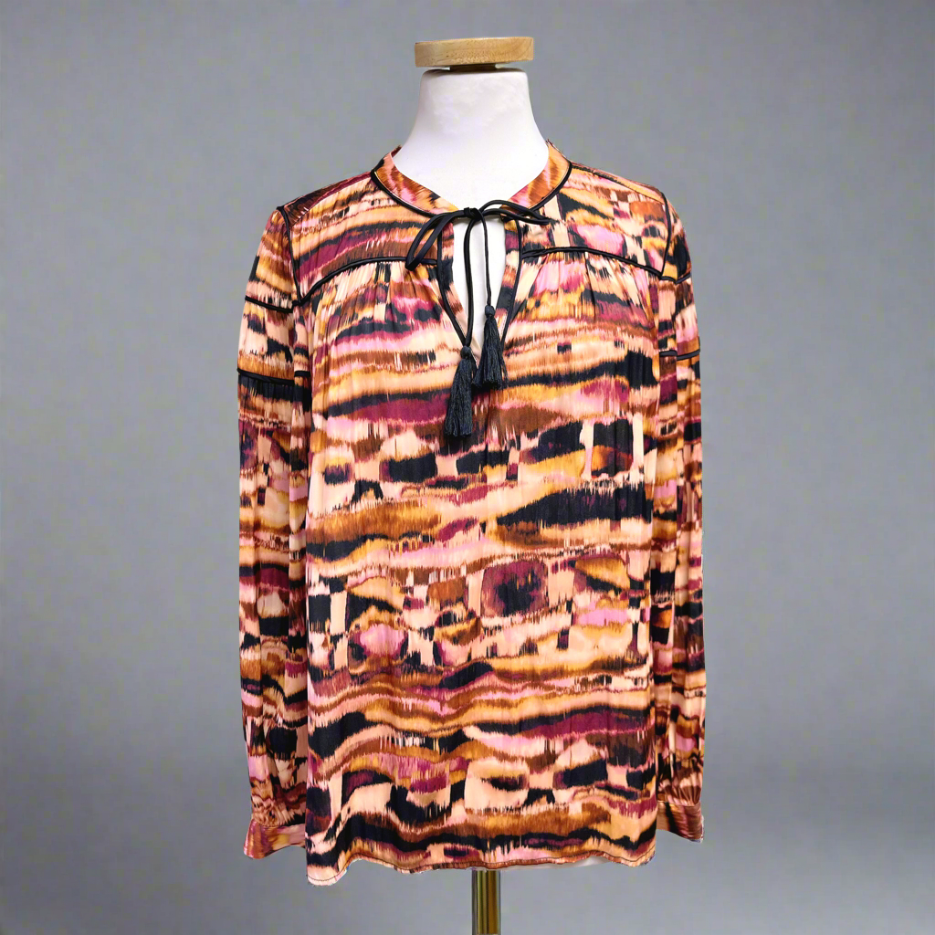 Tart navy and pink blouse size M