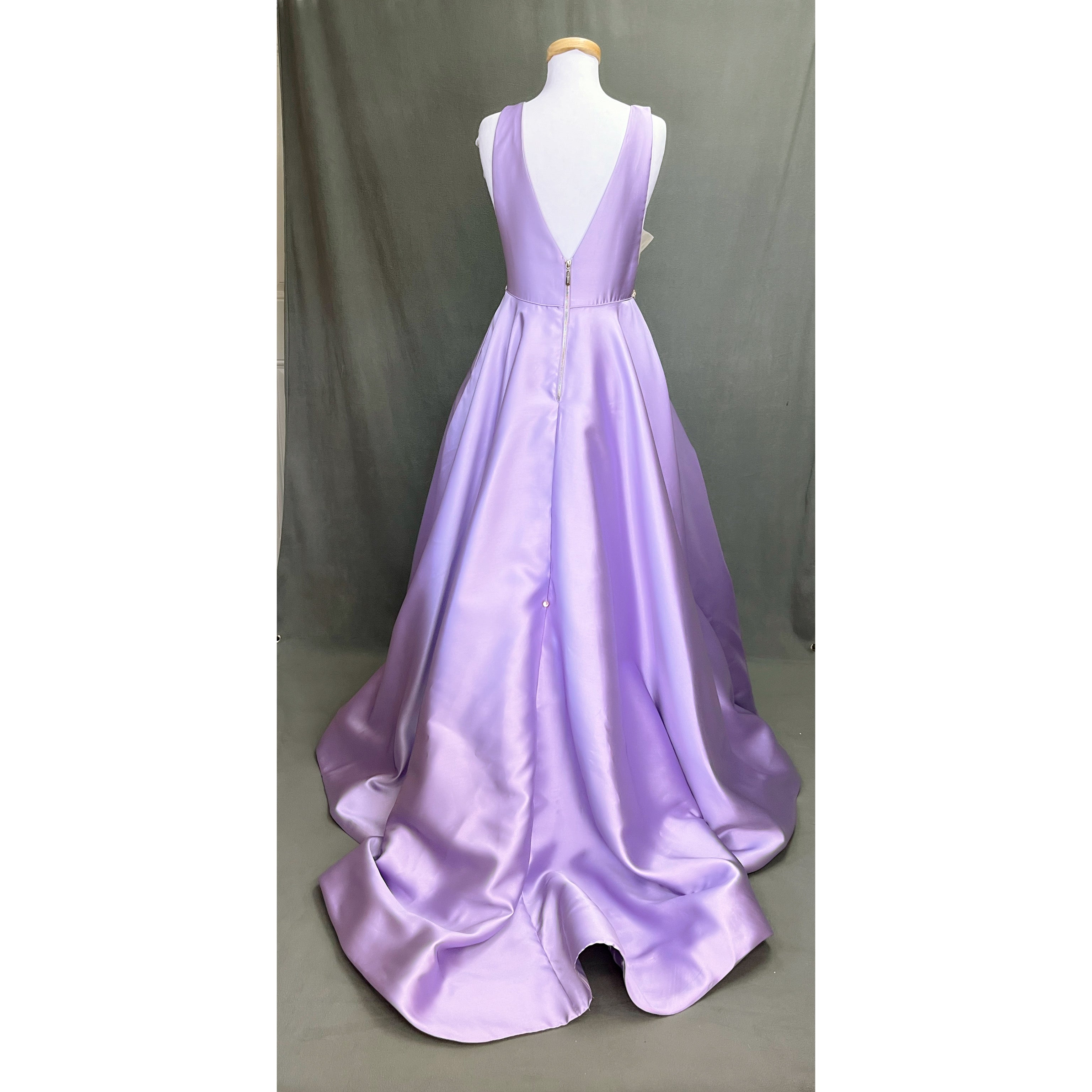 Sherri Hill lavender ballgown, size 10