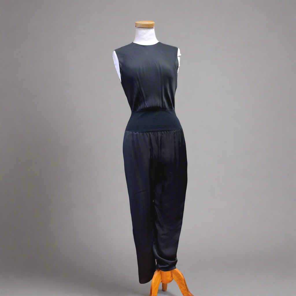 Theory navy jumpsuit, size P