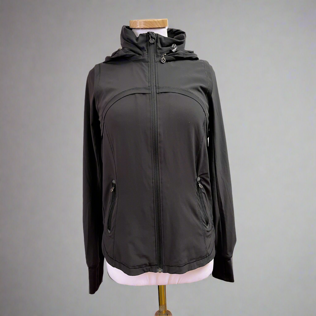 lululemon black windbreaker, size 4