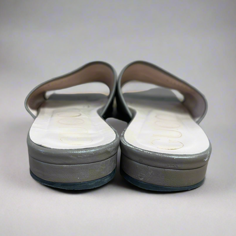 Gucci Horsebit beige slide sandal, size 39.5