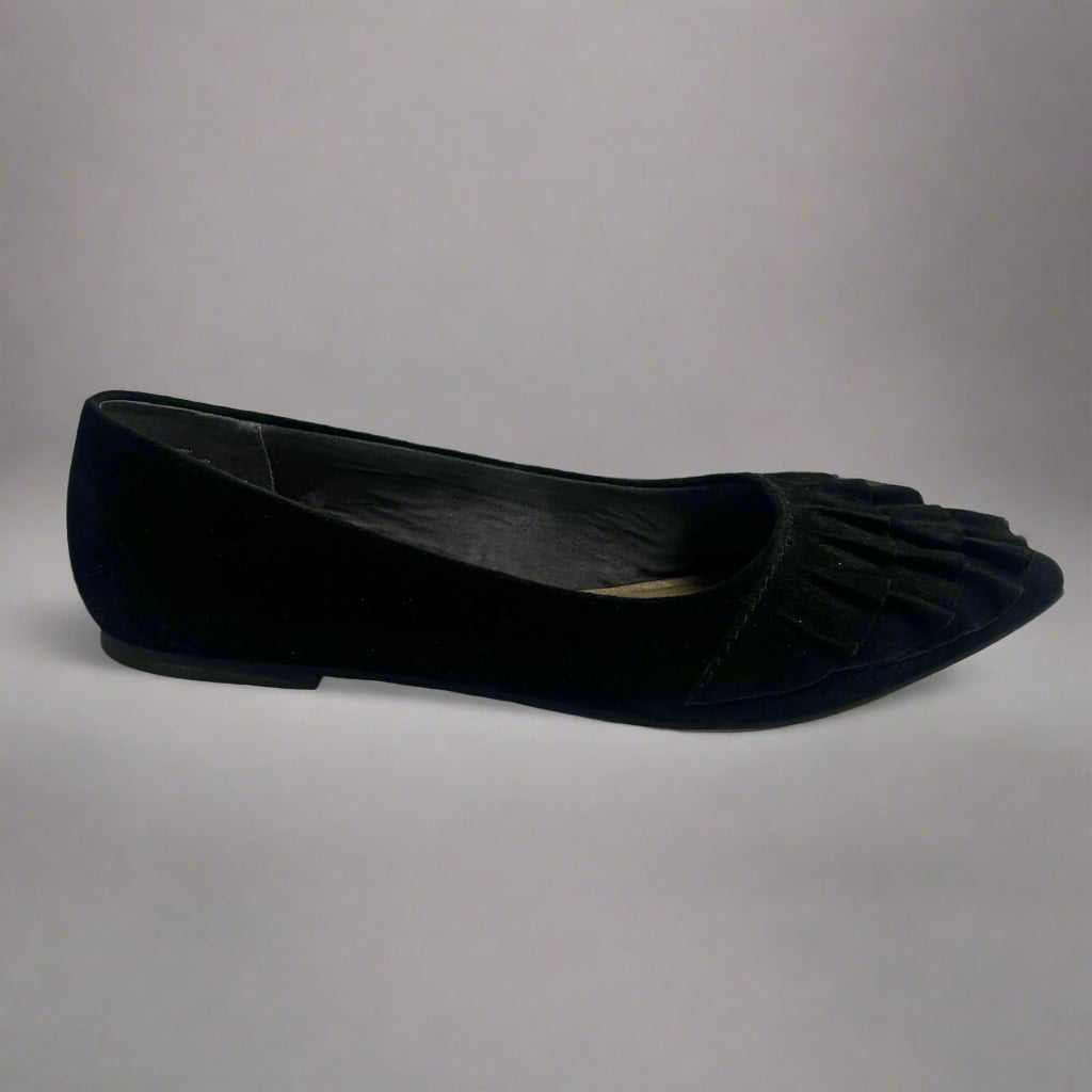 Seychelles black suede ballet flat, size 9, LIKE NEW!
