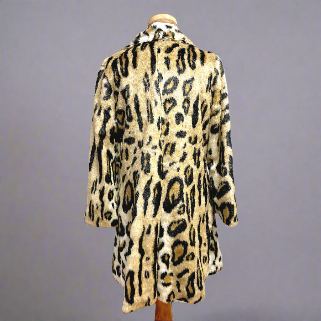 Amen Wardy leopard faux fur coat, size M