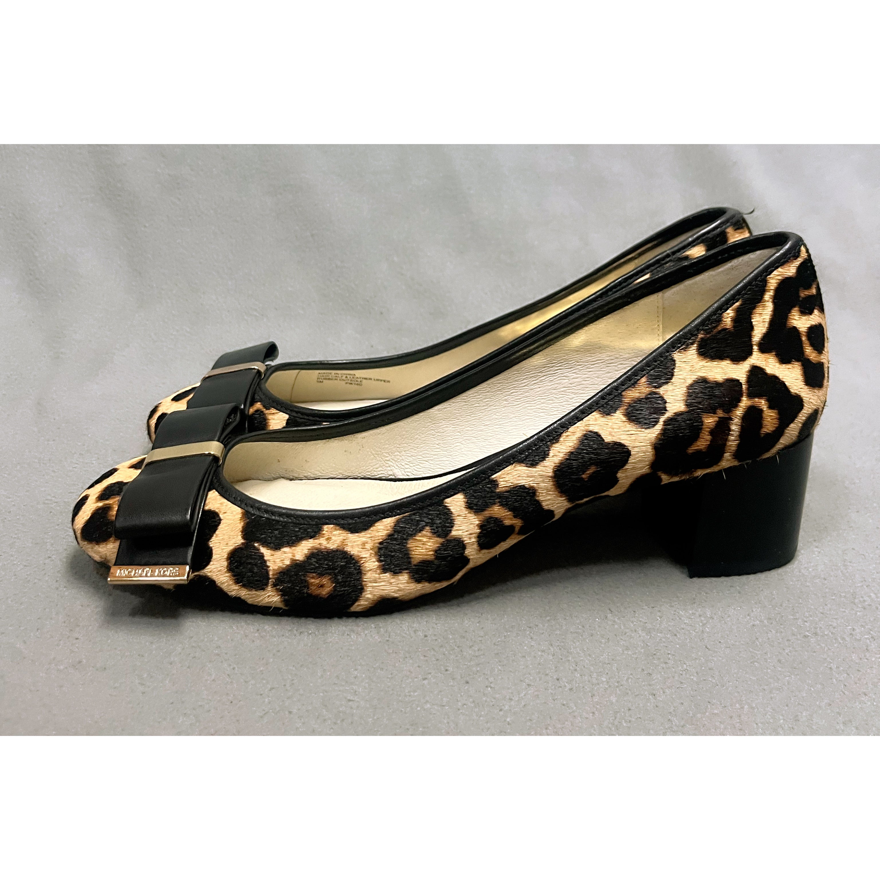 Michael fashion kors leopard pumps