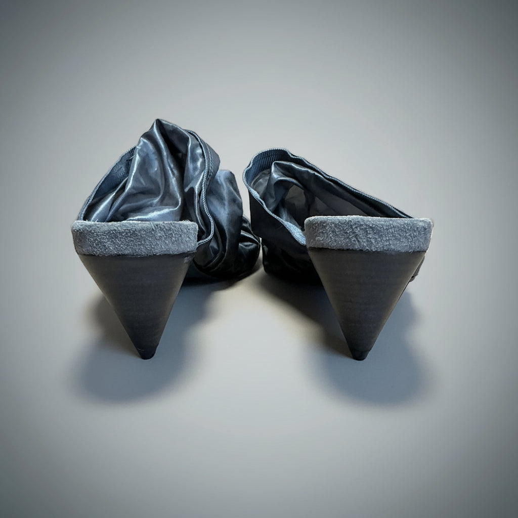 Dusica Dusica gray nylon Shandon Grigio shoes, size 5.5/6, NEW IN BOX!