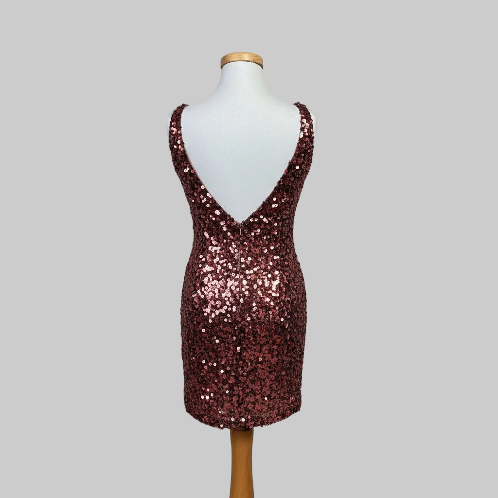 Dave & Johnny plum sequin cocktail dress, size 5/6
