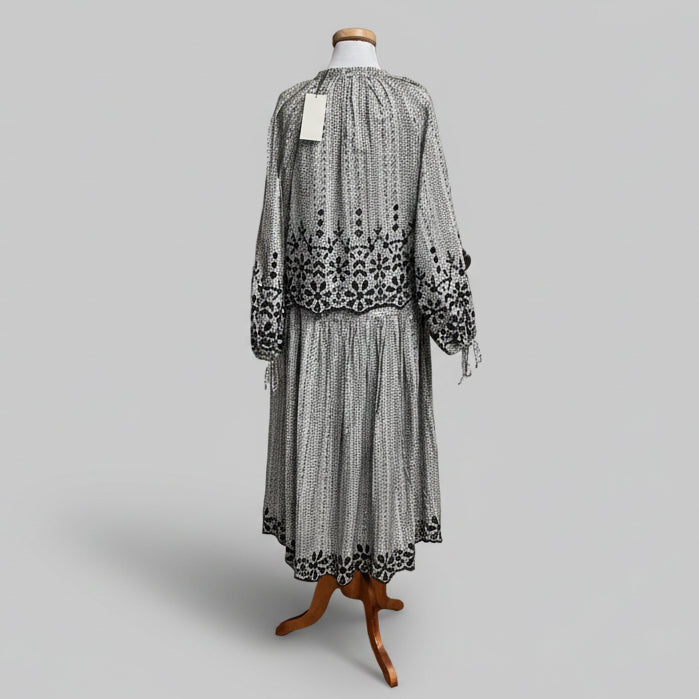 Joie midnight navy & porcelain blouse and skirt, Sizes 6 & XS, NEW WITH TAGS!