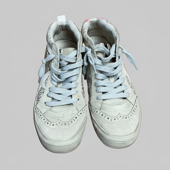 Shu shop tan metallic lizard print high-top Paulina shoes, Size 8