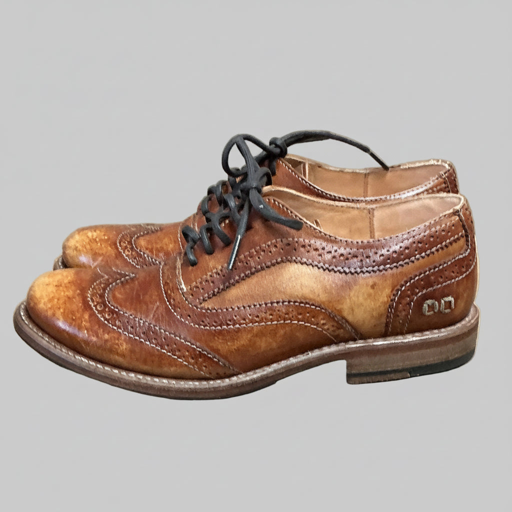 Bedstu brown leather wingtip Lita K II shoes, Size 7.5, BRAND NEW!