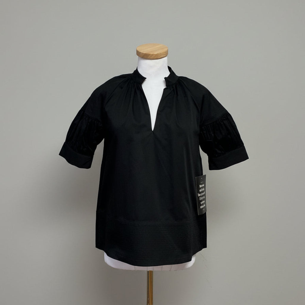 Tuckernuck black Ruthie puff sleeve blouse, size XS, NEW WITH TAGS!