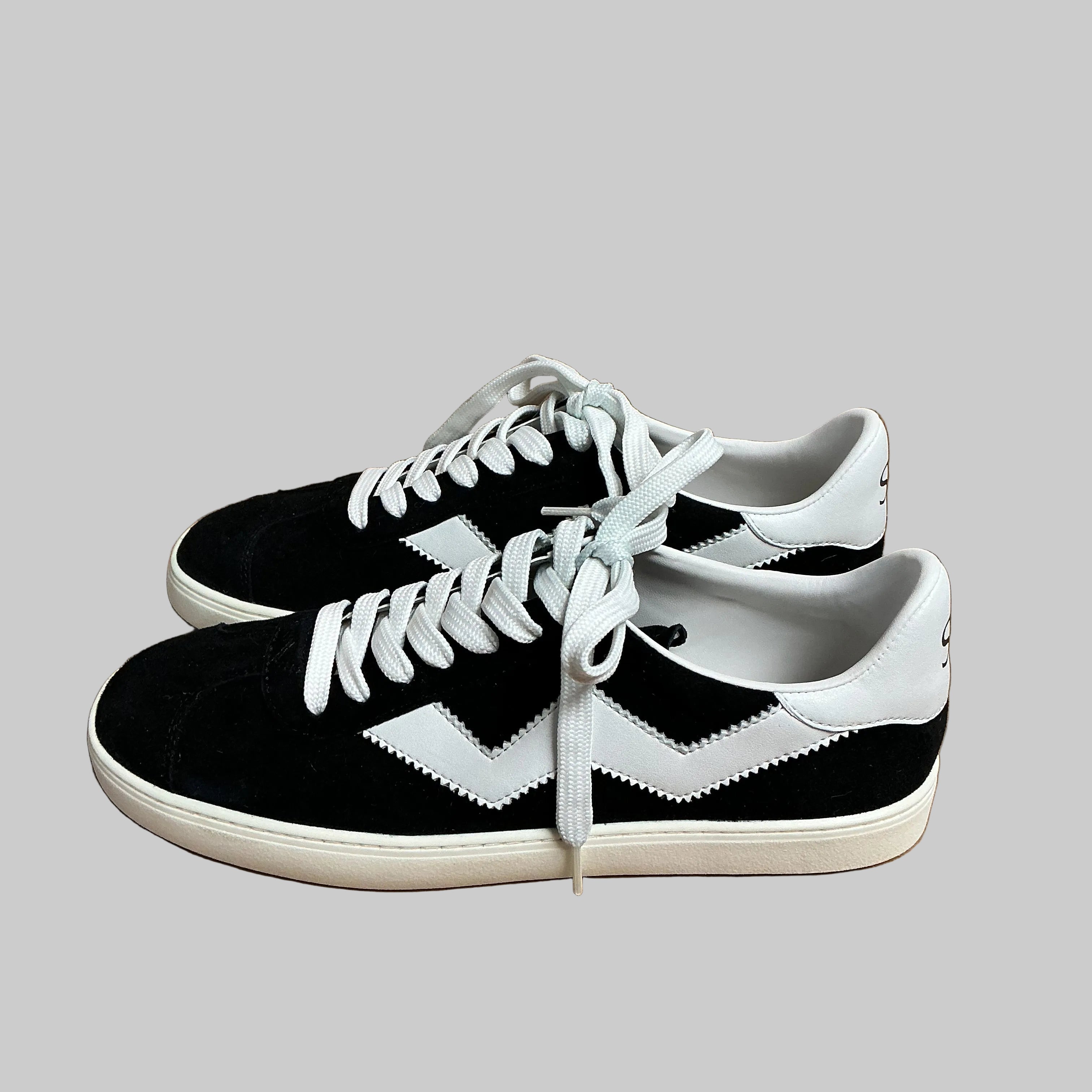 Stuart Weitzman black suede Daryl sneakers, size 9, LIKE NEW!