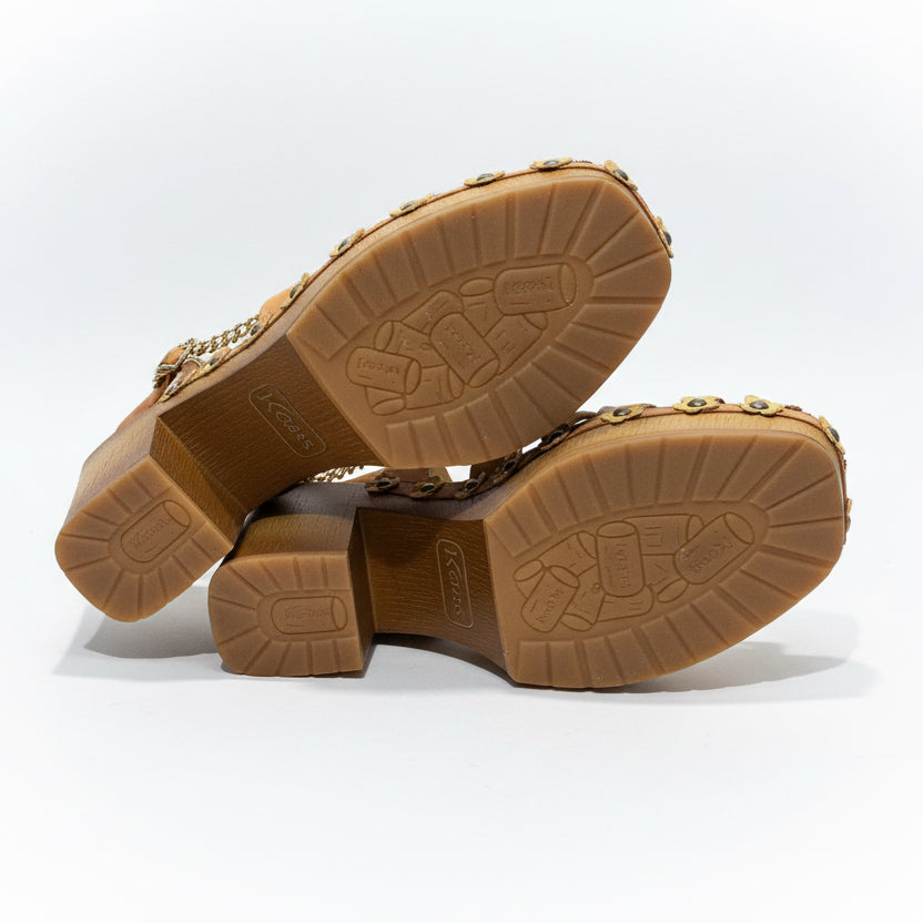 Korks Willow wedge sandal, size 8