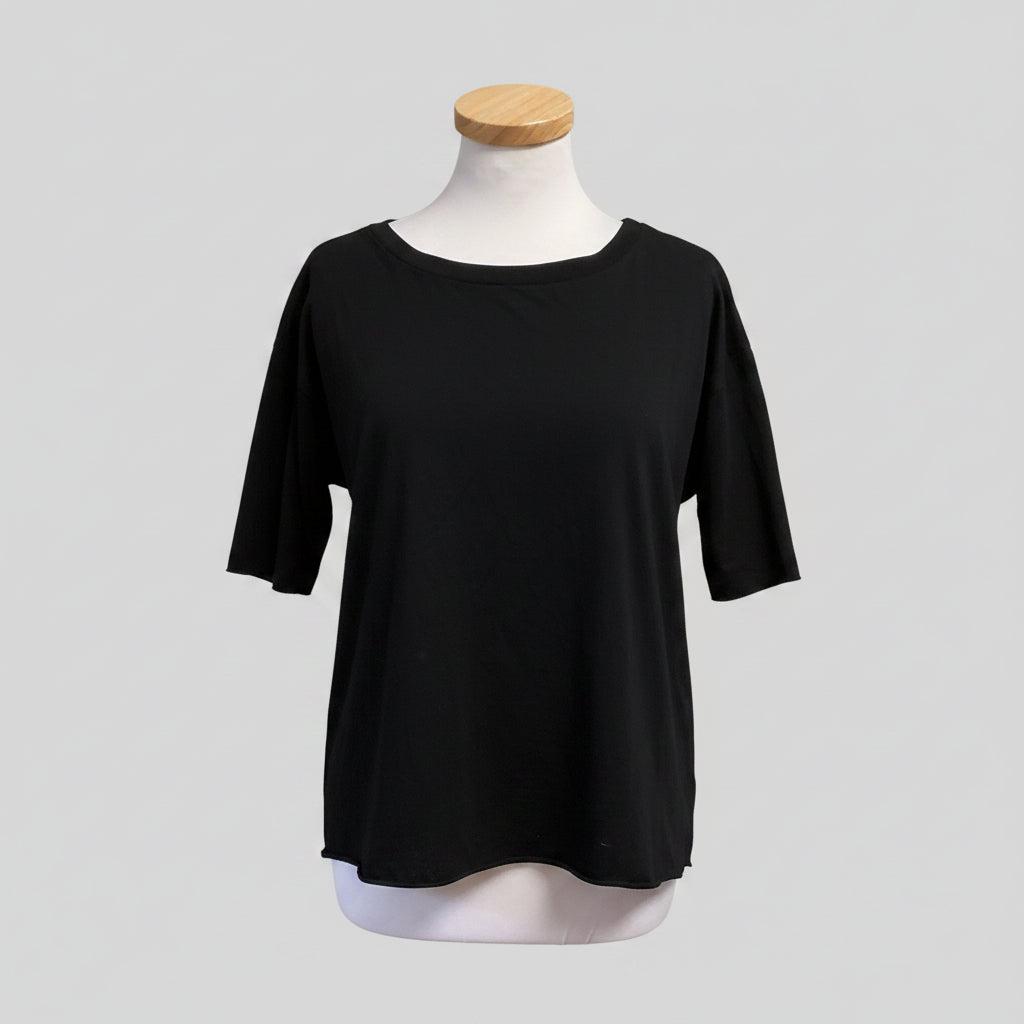 Frank & Eileen black tee, size XS