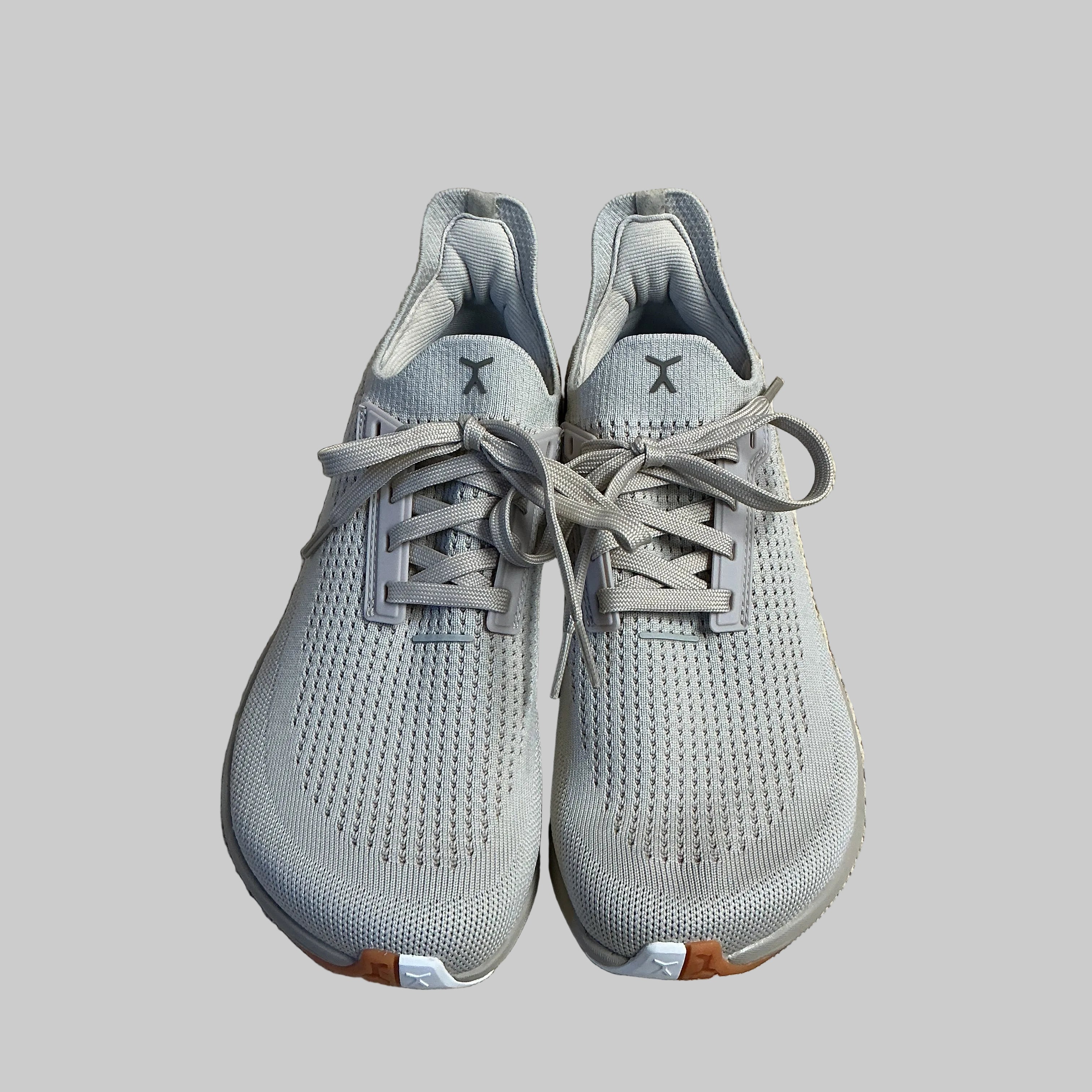 Flux beige Adapt Runner shoes, size 8, BRAND NEW!