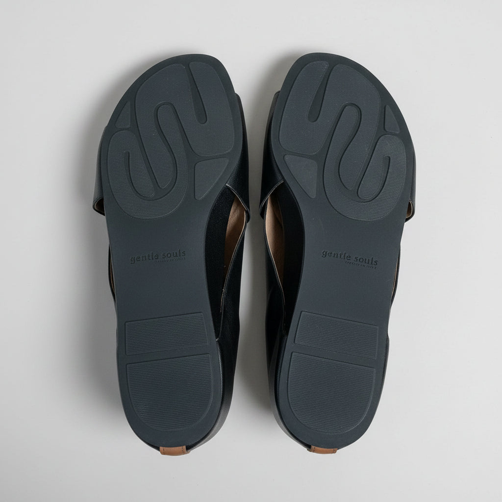 Gentle Souls black Gainey wedge sandals, size 9.5, BRAND NEW!