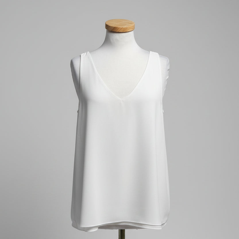 Lilly Pulitzer white Florin tank blouse, Size M, NEW WITH TAGS!