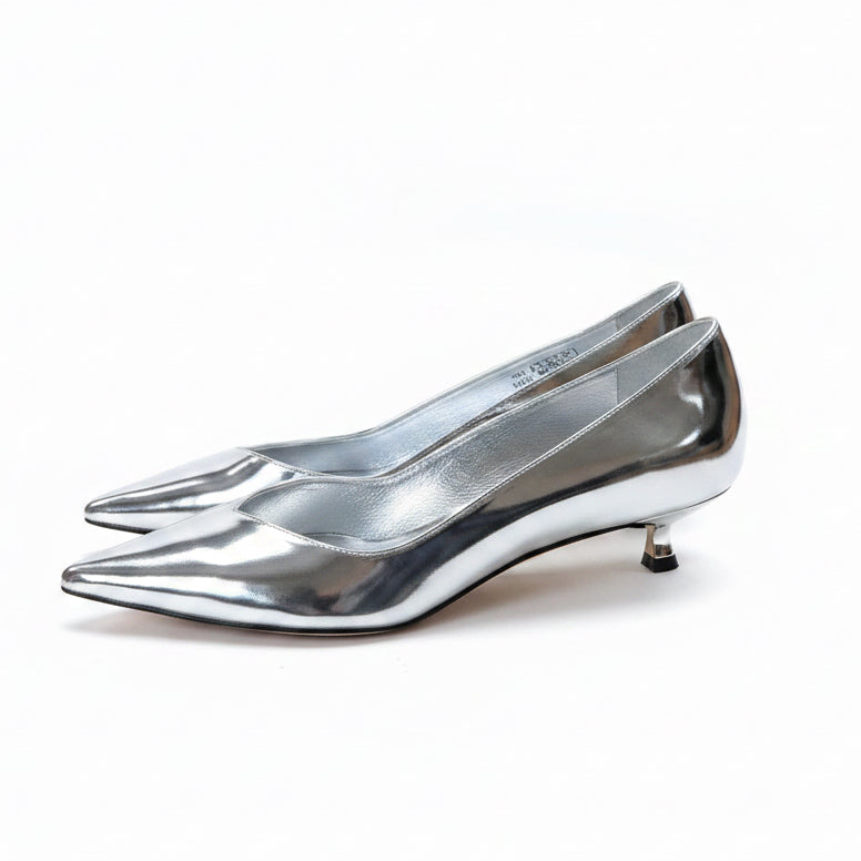 Stuart Weitzman silver Eva kitten heels, size 8.5, NEW WITHOUT BOX!