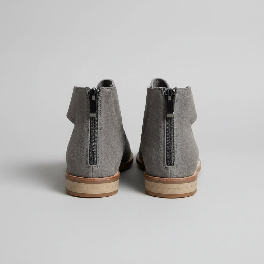 Antelope gray suede Lalana shoes, size 8, NEW IN BOX!