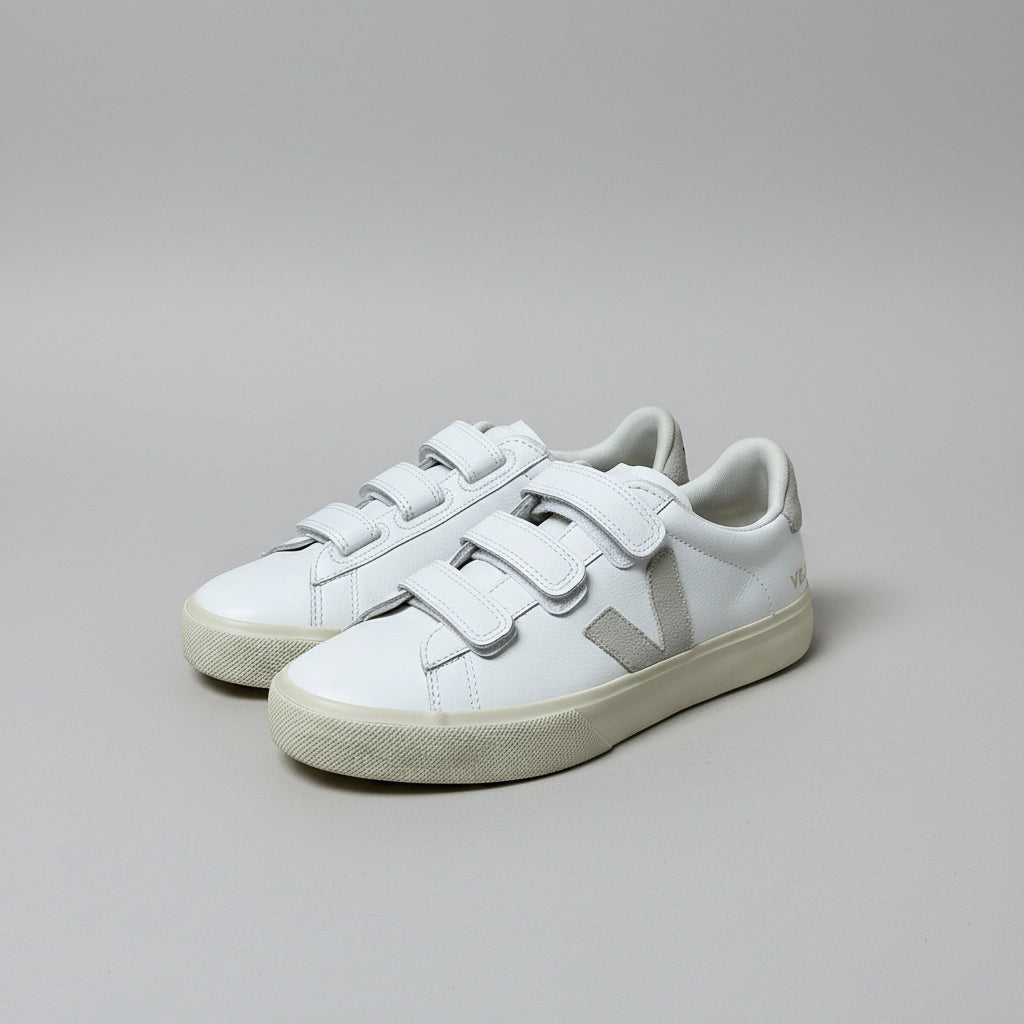 Veja white leather Recife sneakers, size 7.5