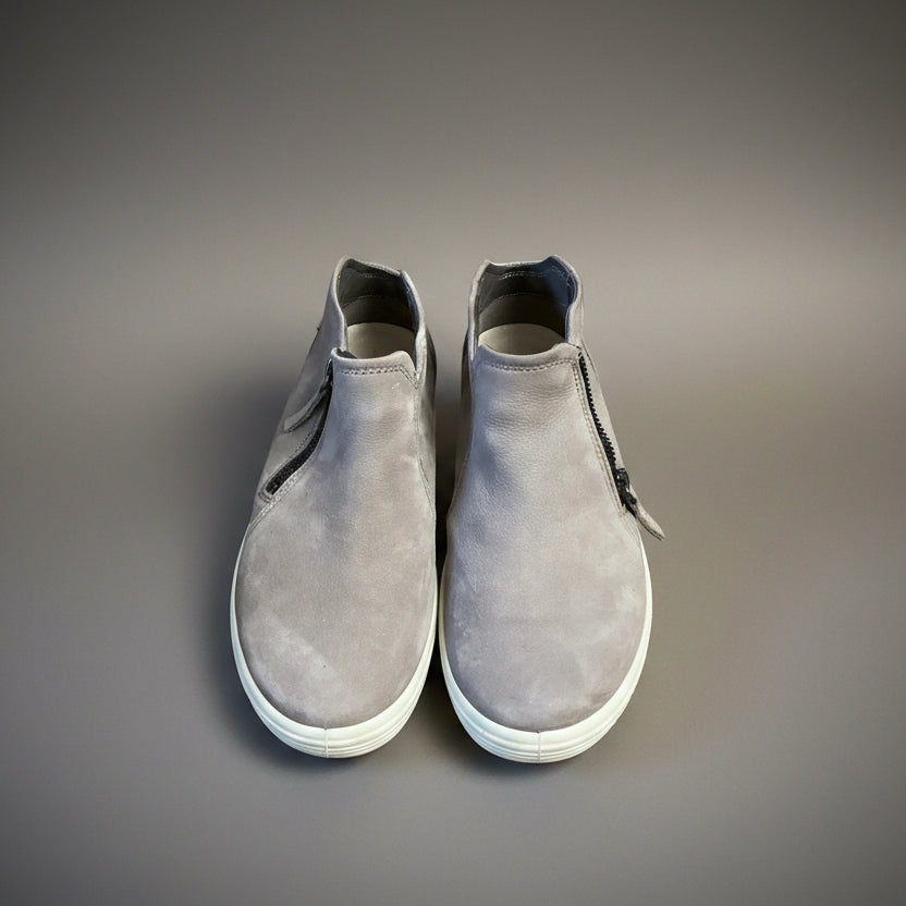 Ecco gray suede bootie sneakers, Size 8/8.5