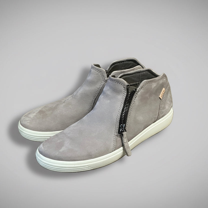 Ecco gray suede bootie sneakers, Size 8/8.5