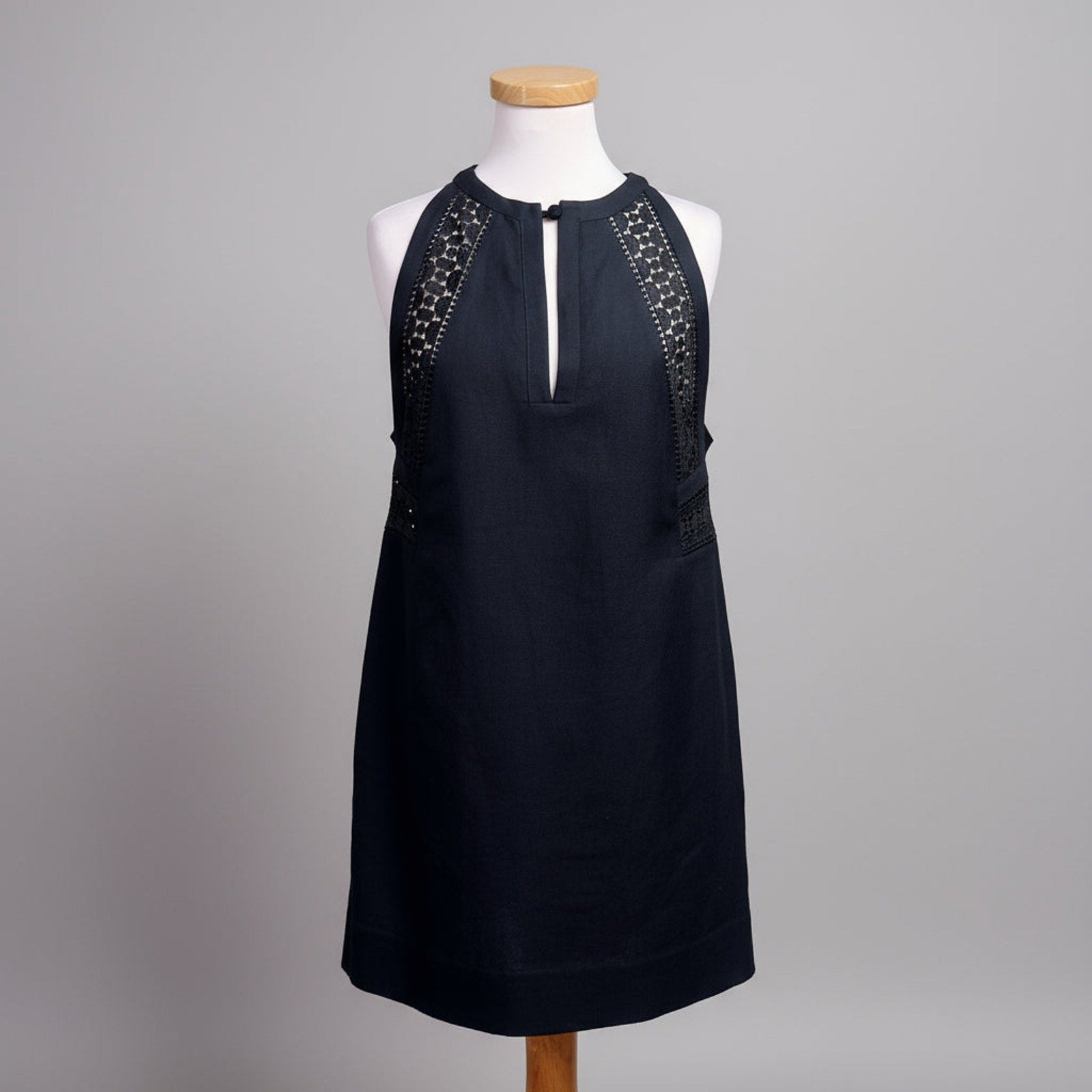 Reiss navy Rhona dress with embroidery, size 6